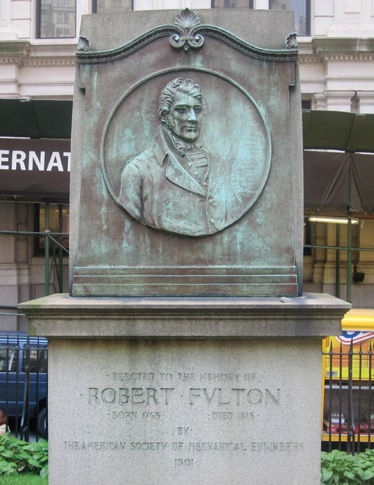 Monument to Robert Fulton in Trinity Church Cemetery (Billy Hathorn at English Wikipedia)