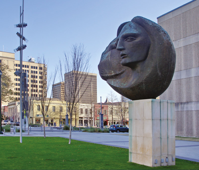 Oliver Pollock sculpture by Frank Hayden outside the Public Library of Baton Rouge.