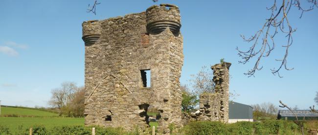 Mongavlin Castle stands on or very close to the site of a sixteenth-century O’Donnell fortification. The castle was built by John Stewart on behalf of the Duke of Lennox. It was still inhabited in the early 1800s, but was abandoned around the middle of that century.